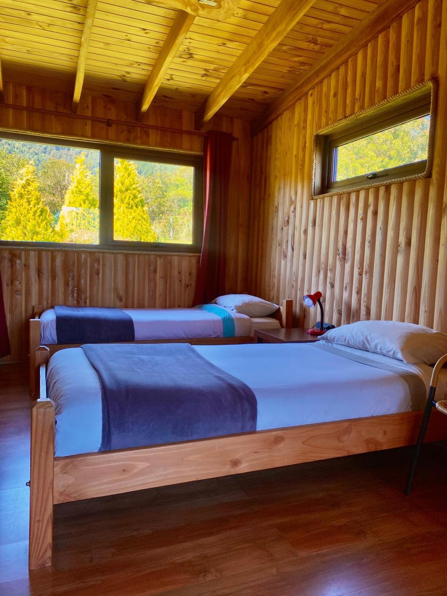 Las Bandurrias Eco Hostal Cochamo Exterior photo