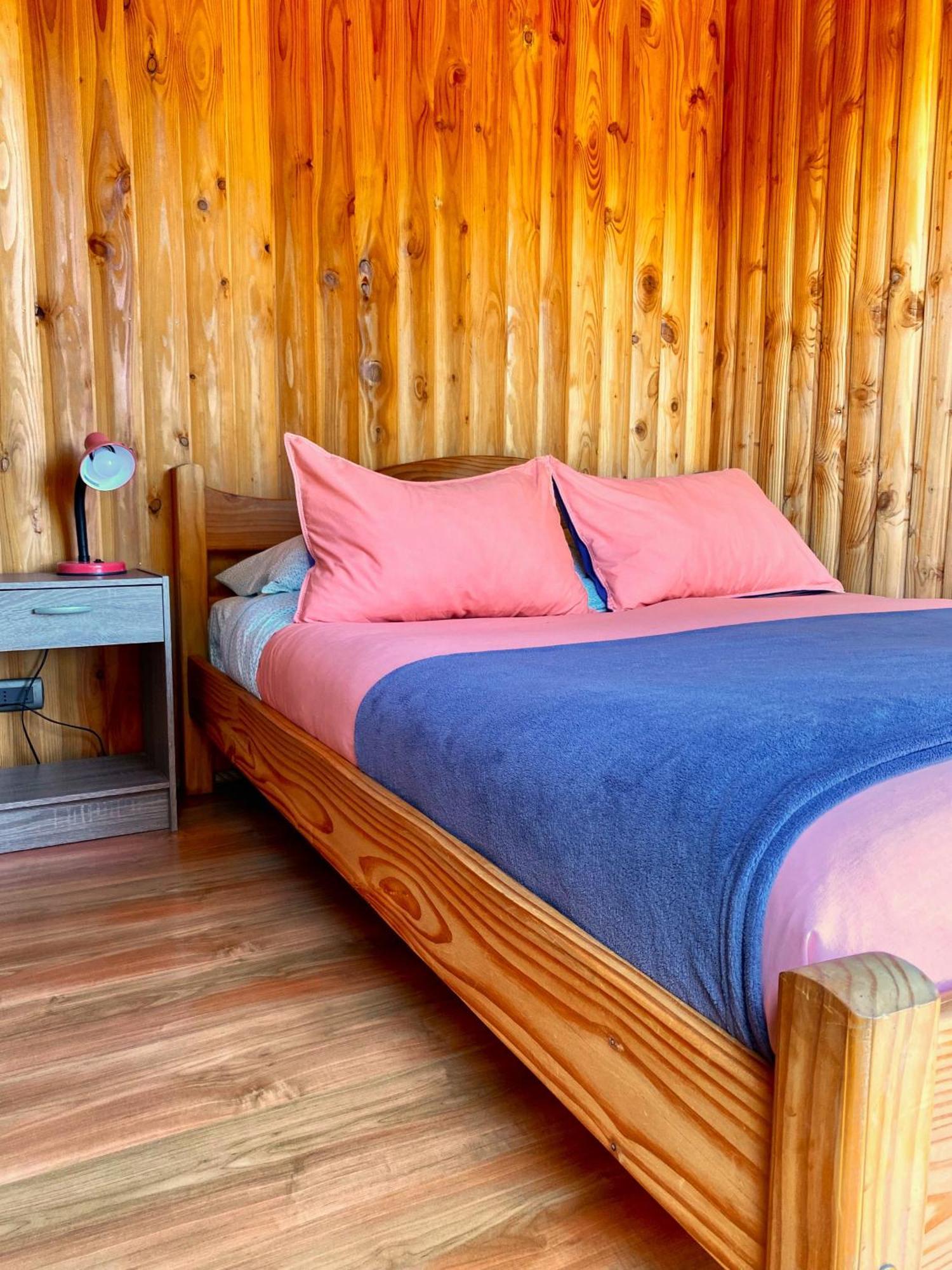 Las Bandurrias Eco Hostal Cochamo Exterior photo
